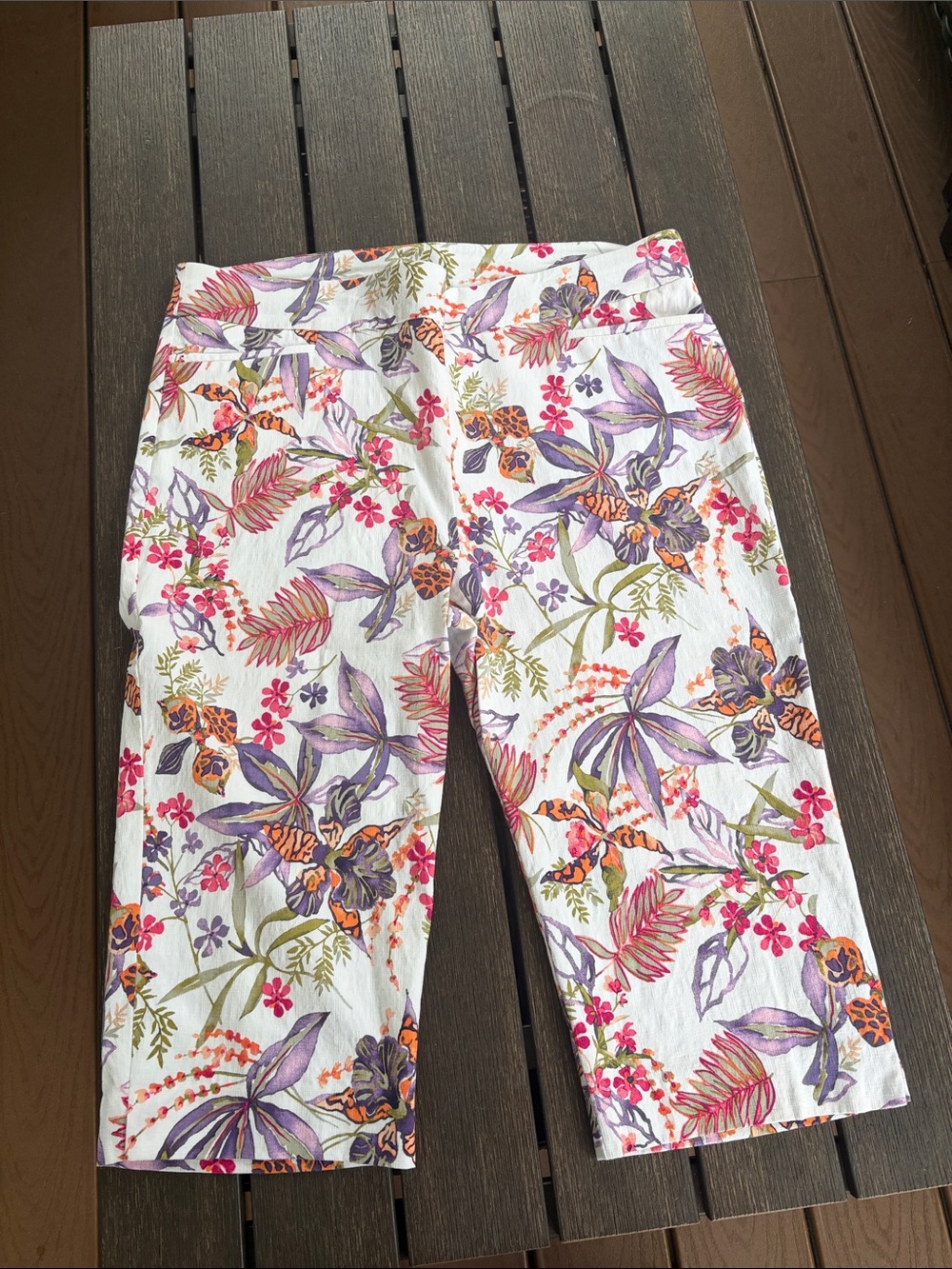 Chico's White Floral Capris with Pink, Purple, Green & Orange Print